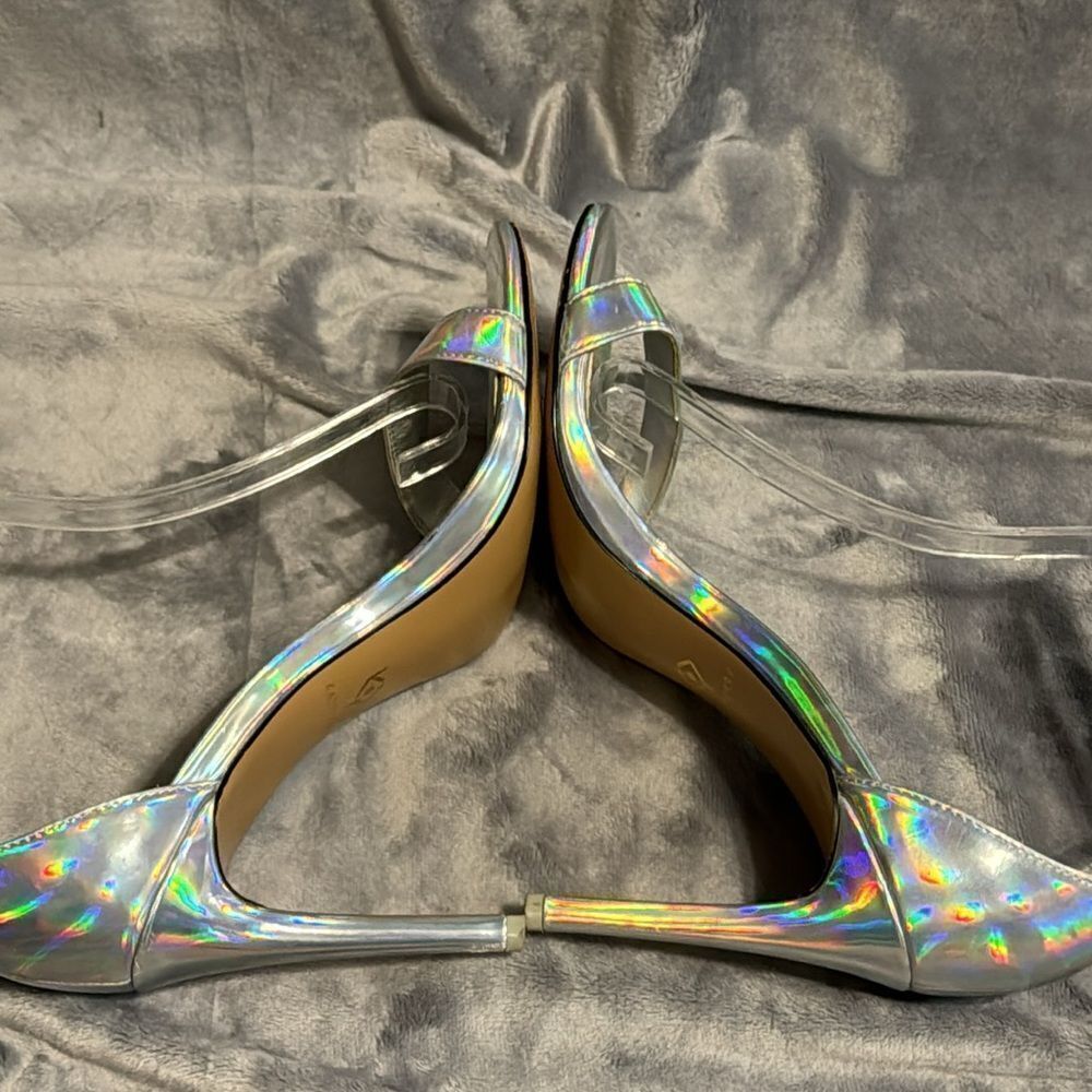 Katy Perry “ The Jamie” Pearlescent Heels - Picture 3 of 9